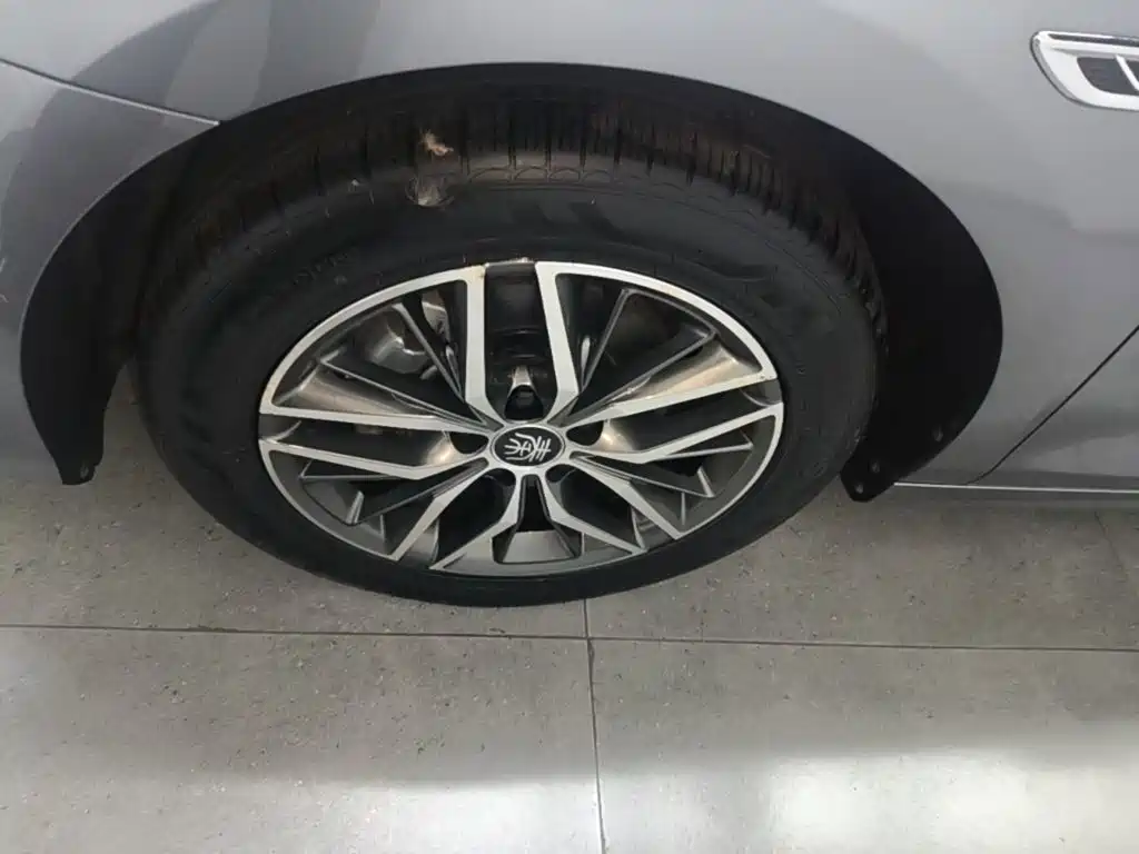 BYD Qin PLUS — миниатюра 23