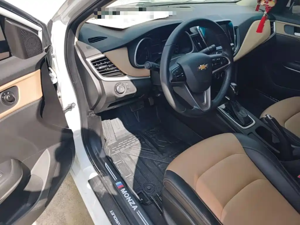 Chevrolet Monza — миниатюра 16