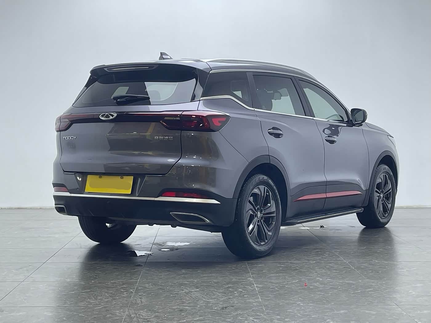 CHERY Tiggo 7 1.5 л 2023 г. Чёрный, пробег 26300 км