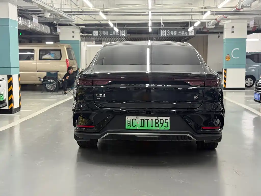 BYD Han — миниатюра 8