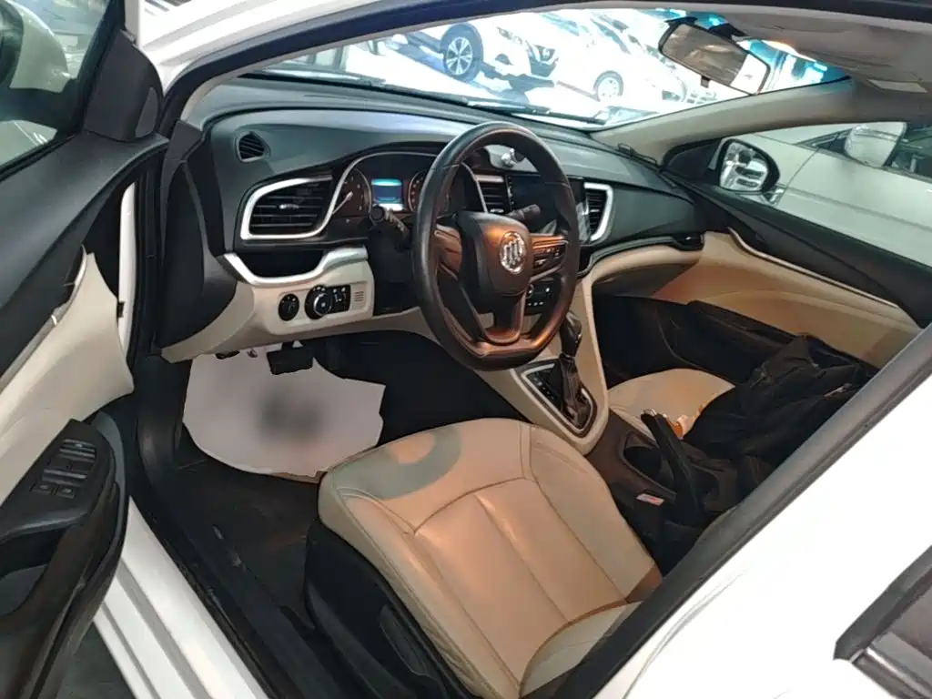 Buick Excelle — миниатюра 16