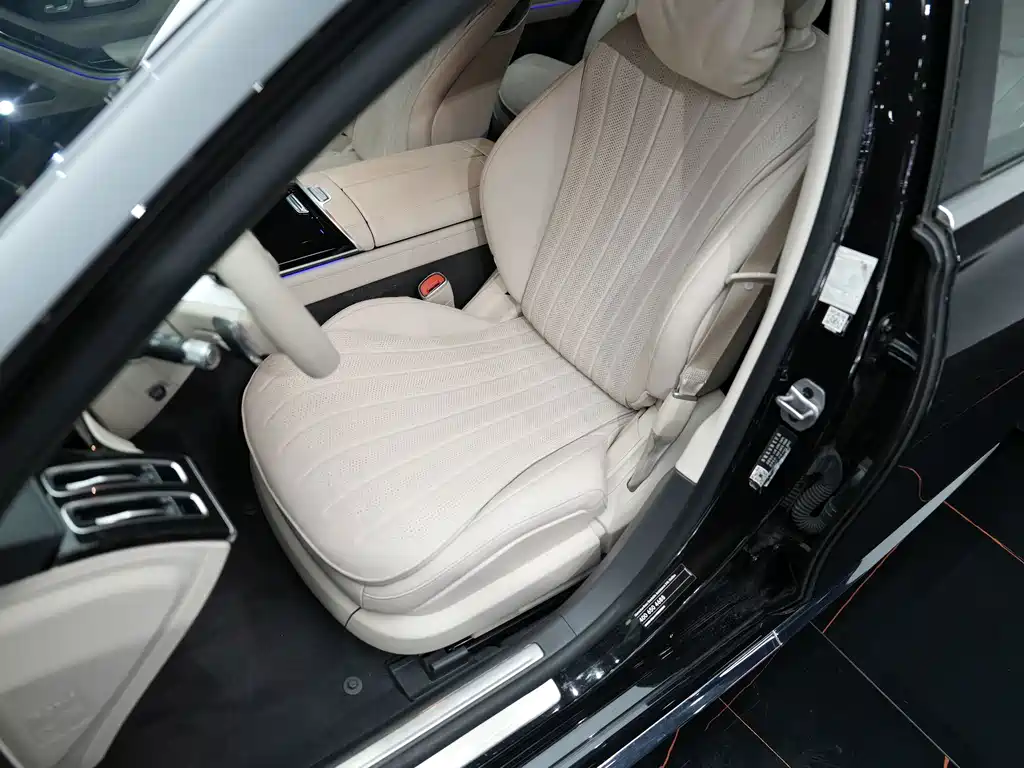 Mercedes-Benz S-Class — миниатюра 22