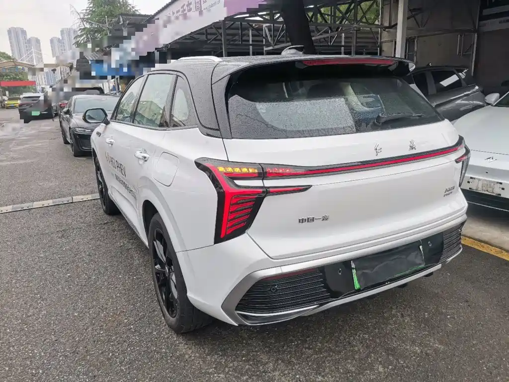 Hongqi HS3 PHEV 2025 117km PLUS