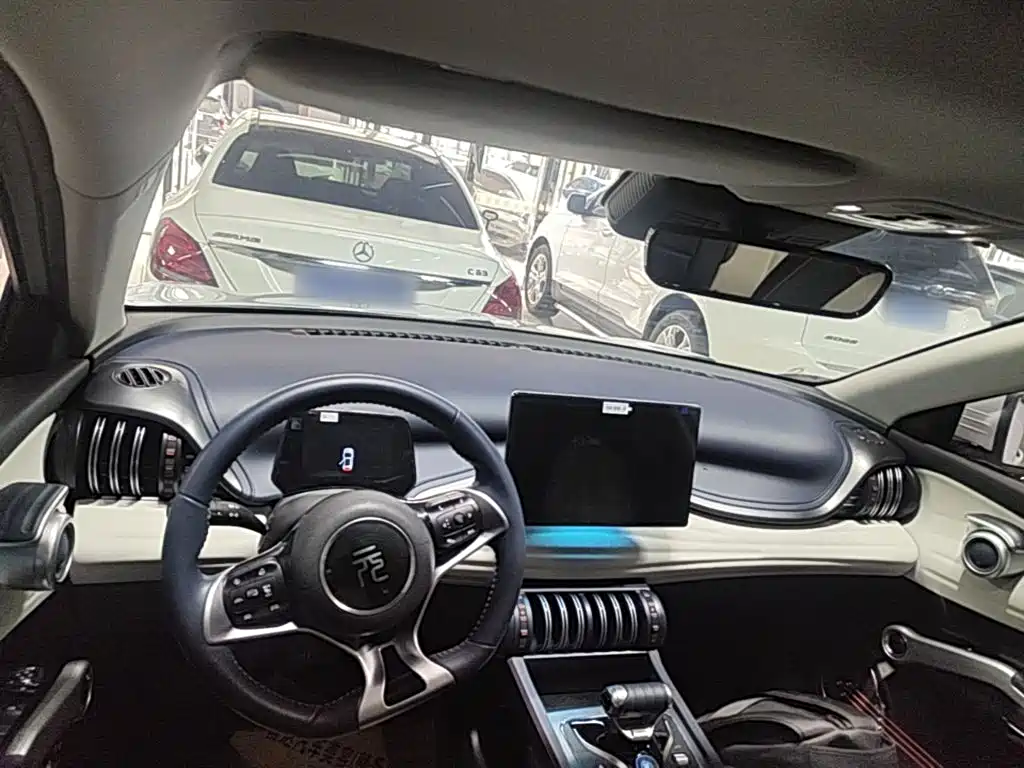 BYD Yuan Plus — миниатюра 10