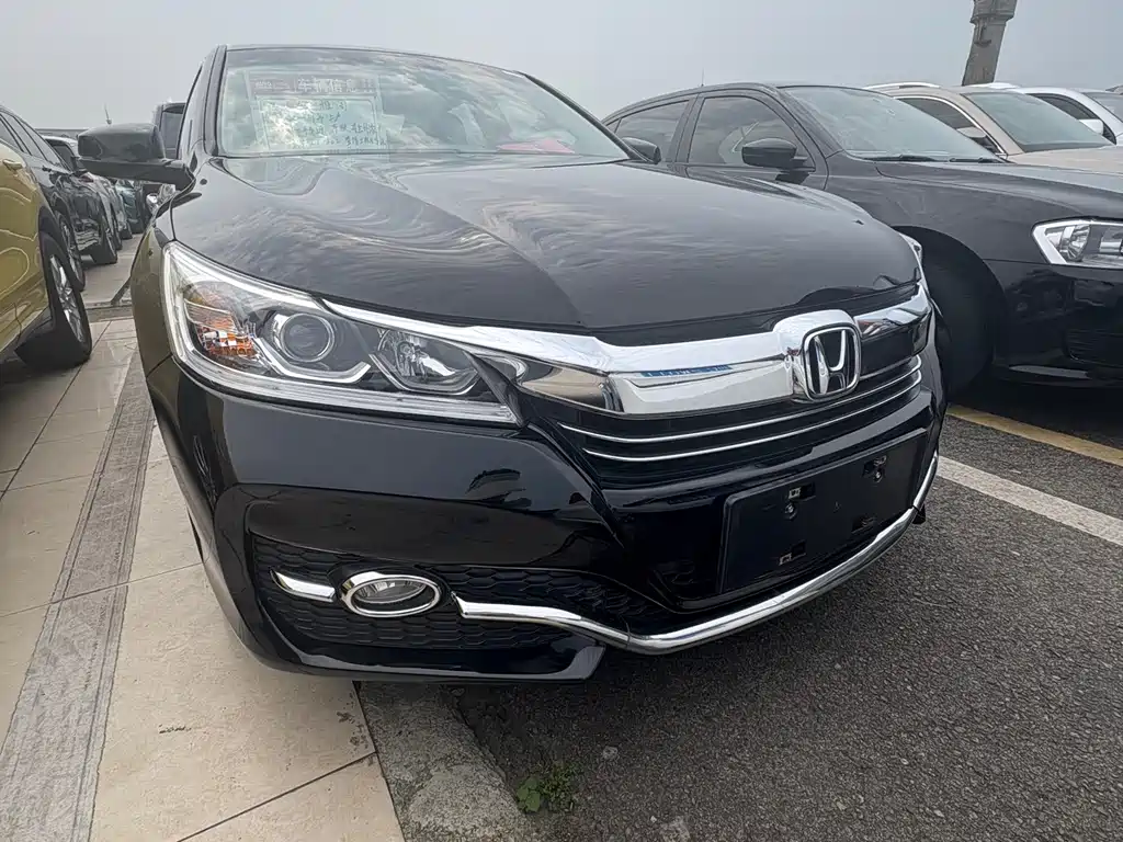 Honda Accord 2016 2.0L Elite