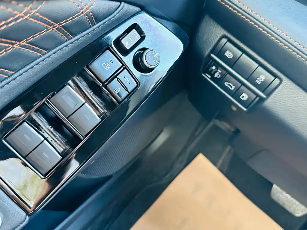 Toyota Avalon — миниатюра 15