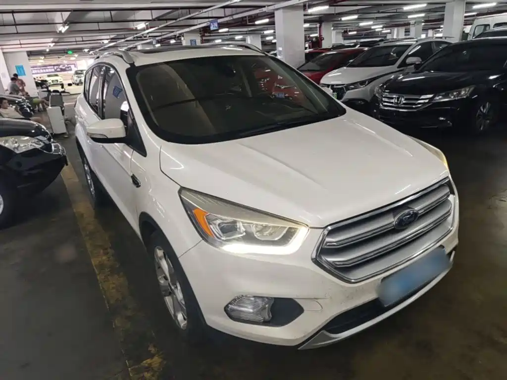 Ford Kuga — миниатюра 4