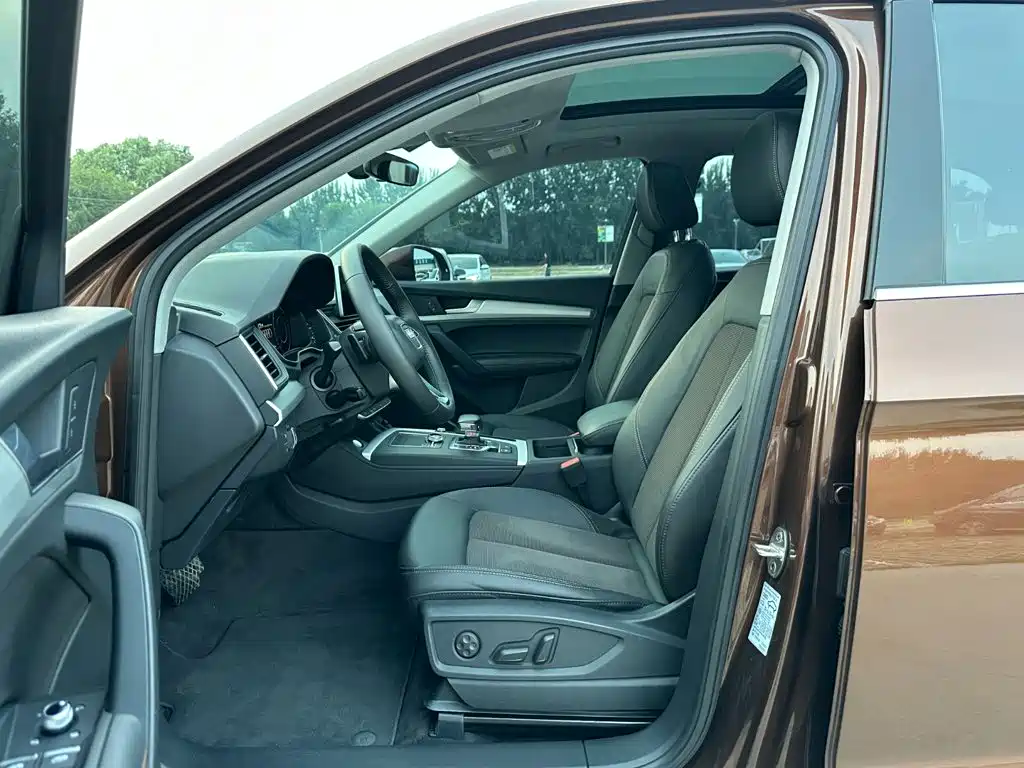 Audi Q5L — миниатюра 9