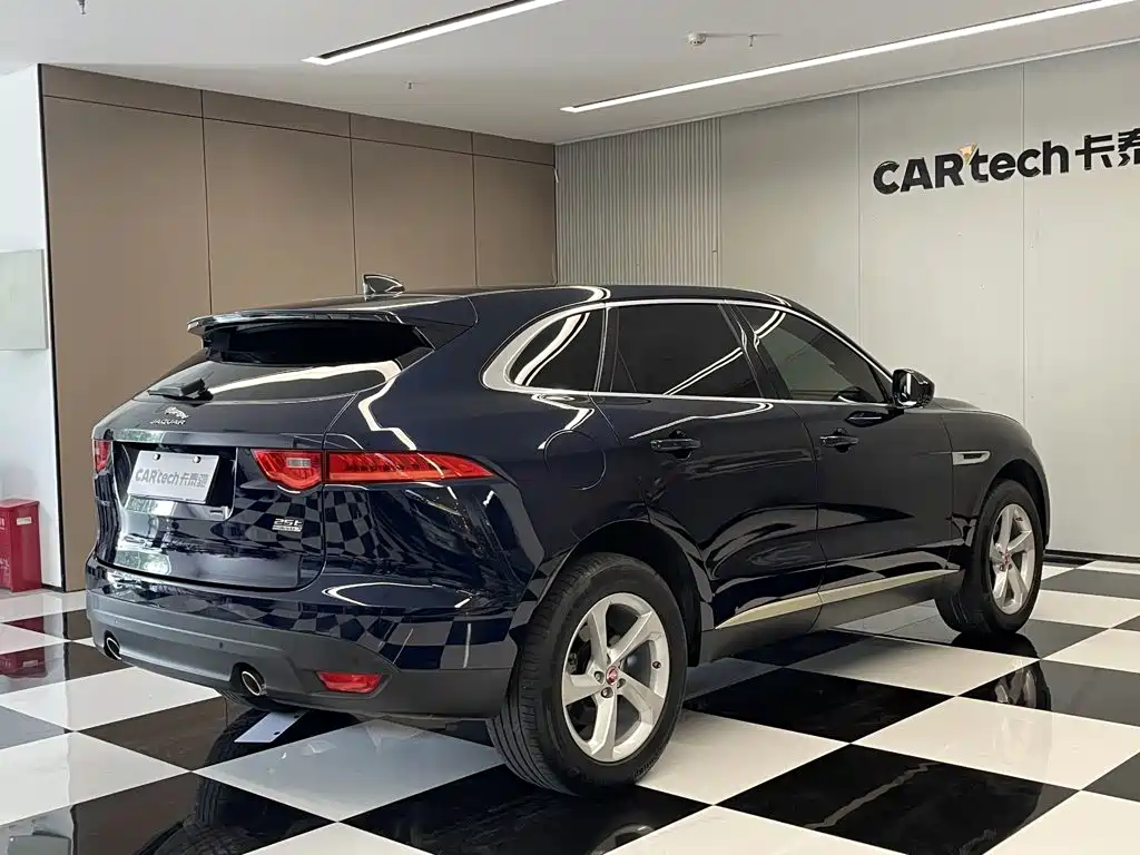 Jaguar F-PACE — миниатюра 5