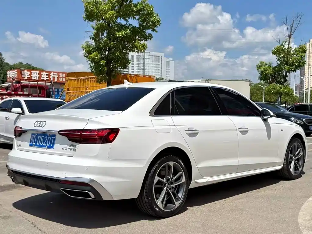 Audi A4L — миниатюра 4