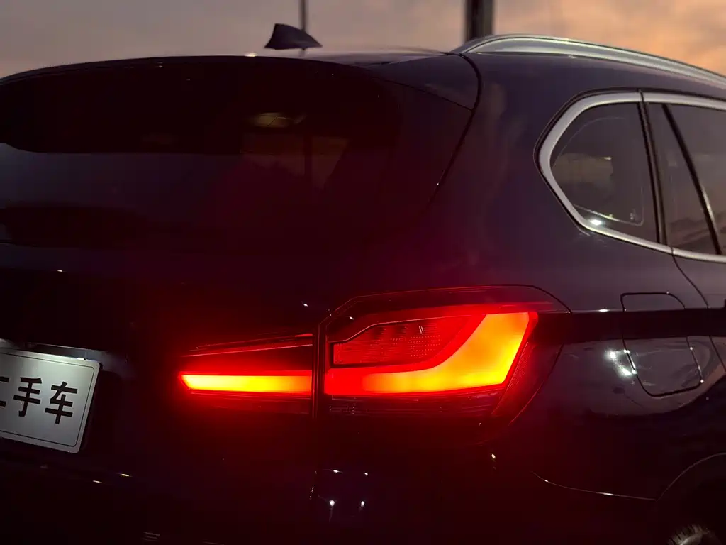 BMW X1 — миниатюра 17