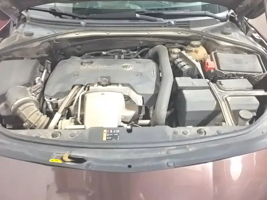 Buick LaCrosse — миниатюра 10