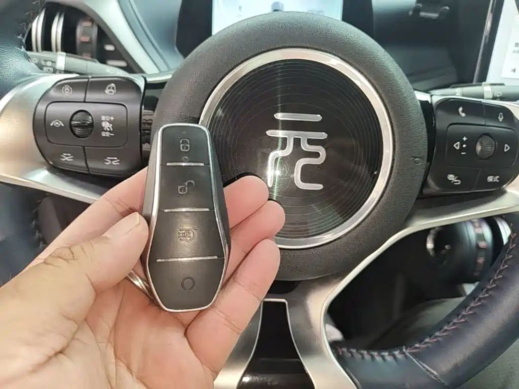BYD Yuan Plus — миниатюра 9