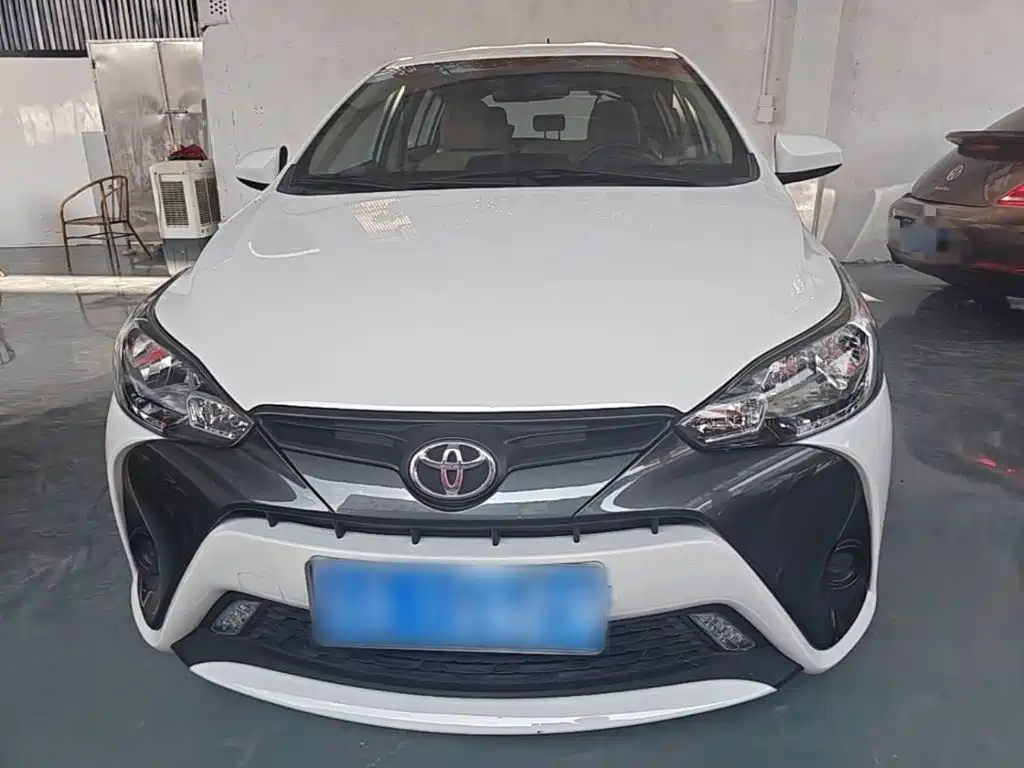 Toyota Yaris L — миниатюра 3