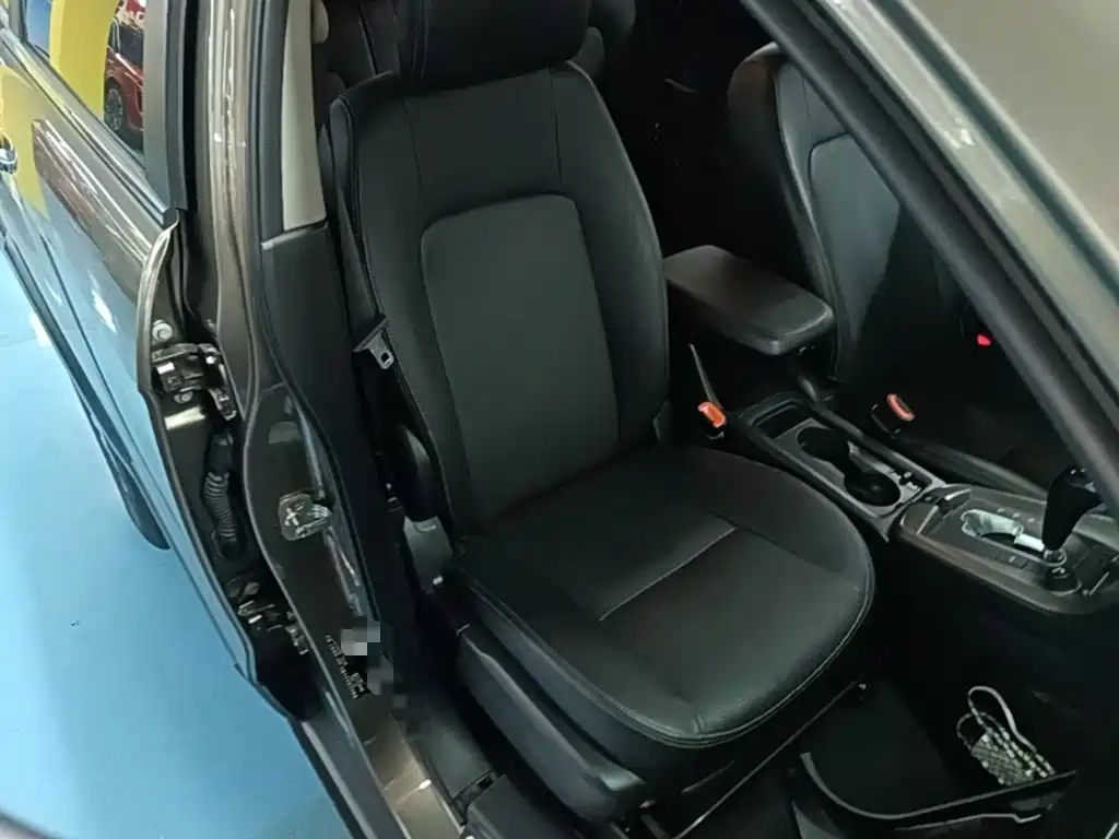 Chevrolet Captiva — миниатюра 25