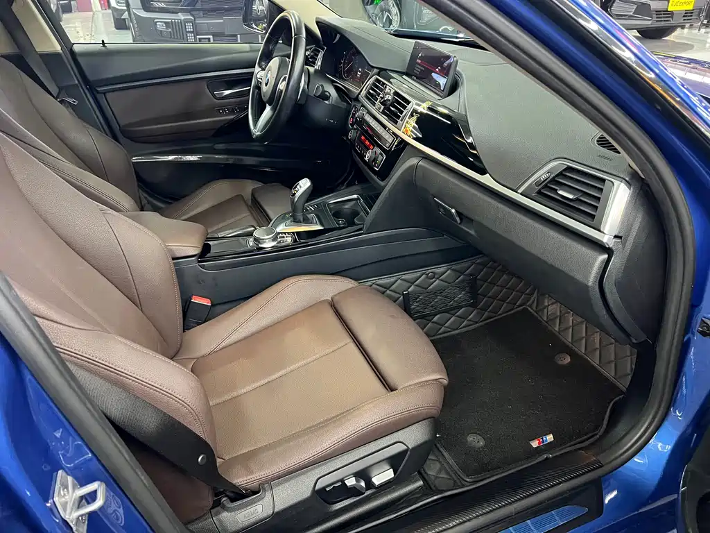 BMW 3 Series — миниатюра 10