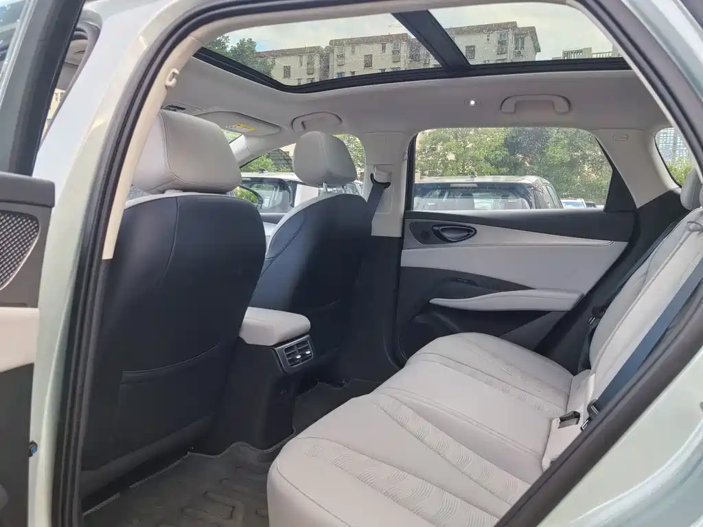 BYD Seals 06 DM-i версия для путешествий — миниатюра 10