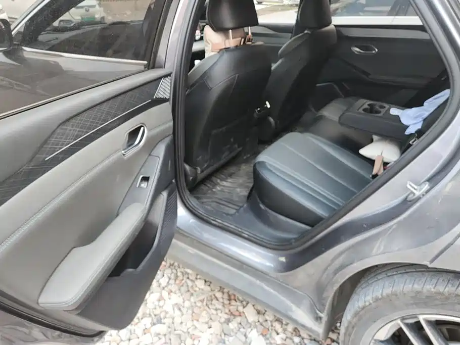 BYD Qin L — миниатюра 11