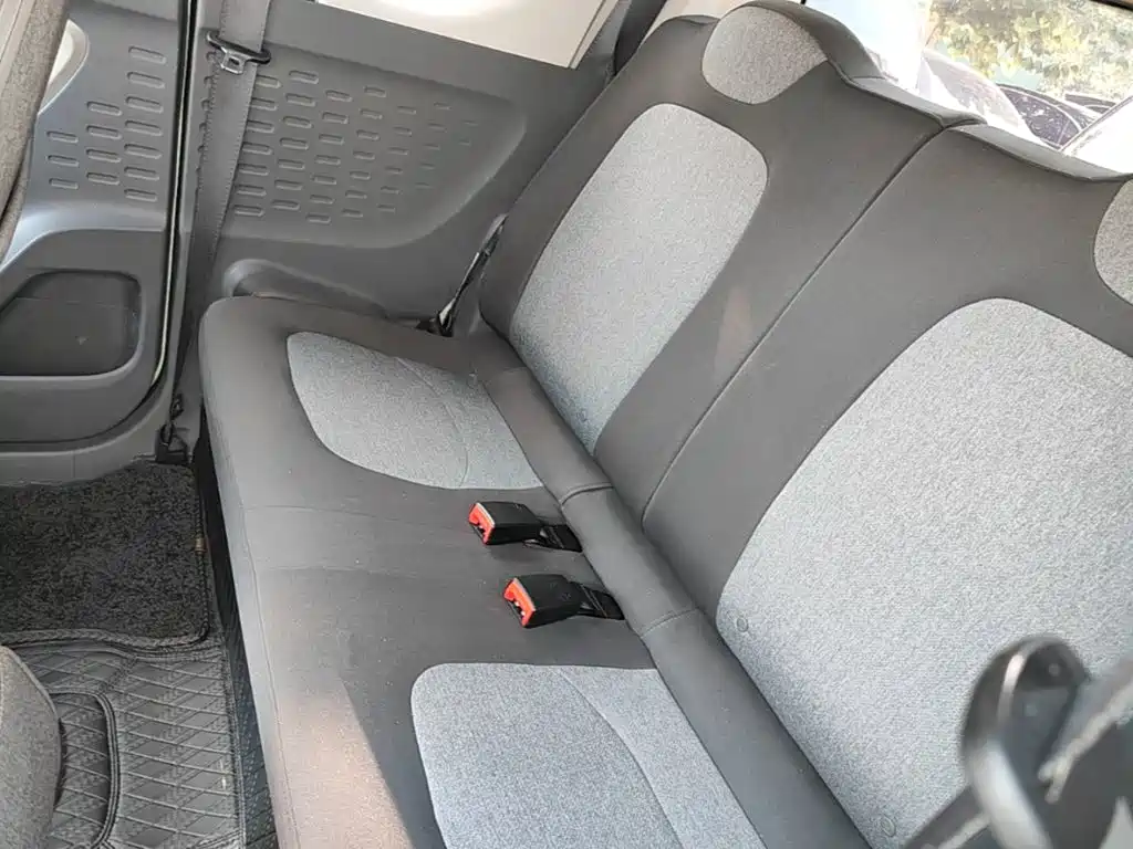 Wuling MINIEV — миниатюра 17