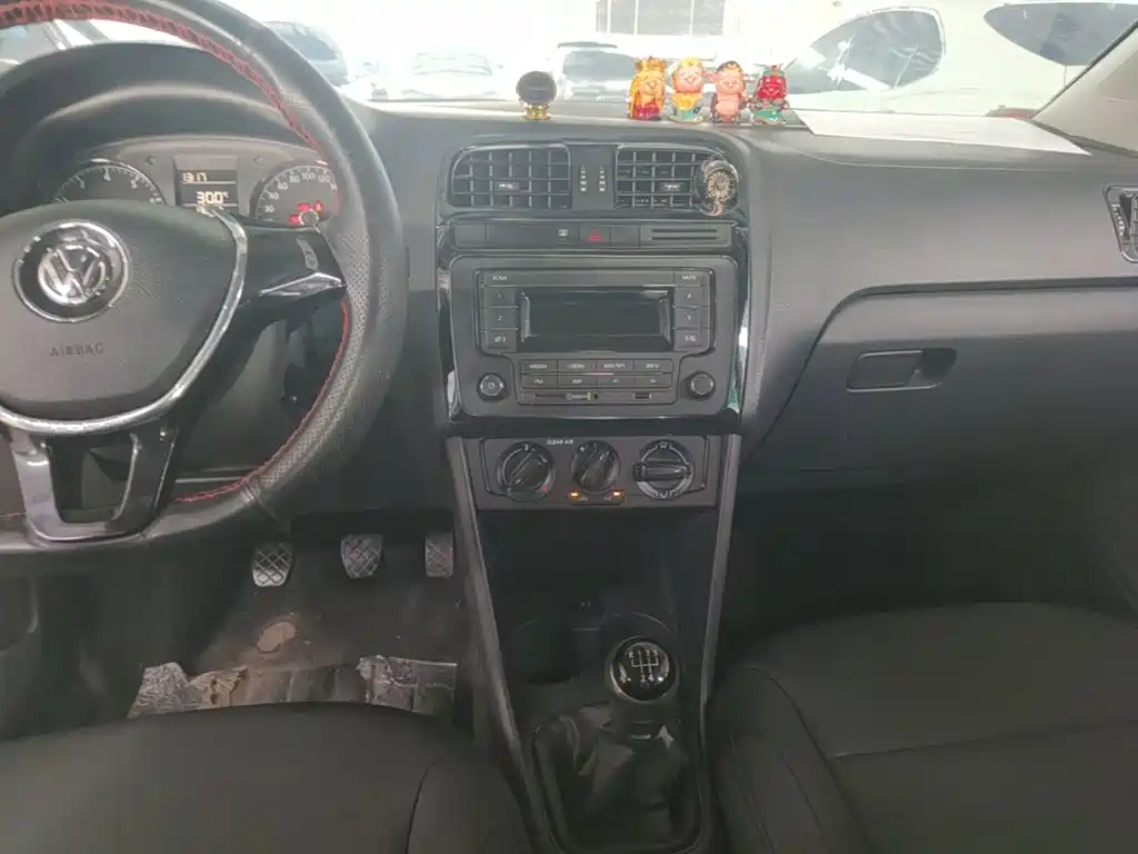 Volkswagen Polo — миниатюра 13