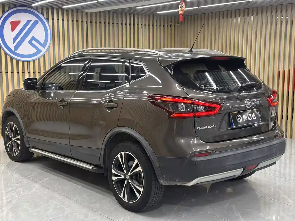 Nissan Qashqai — миниатюра 8