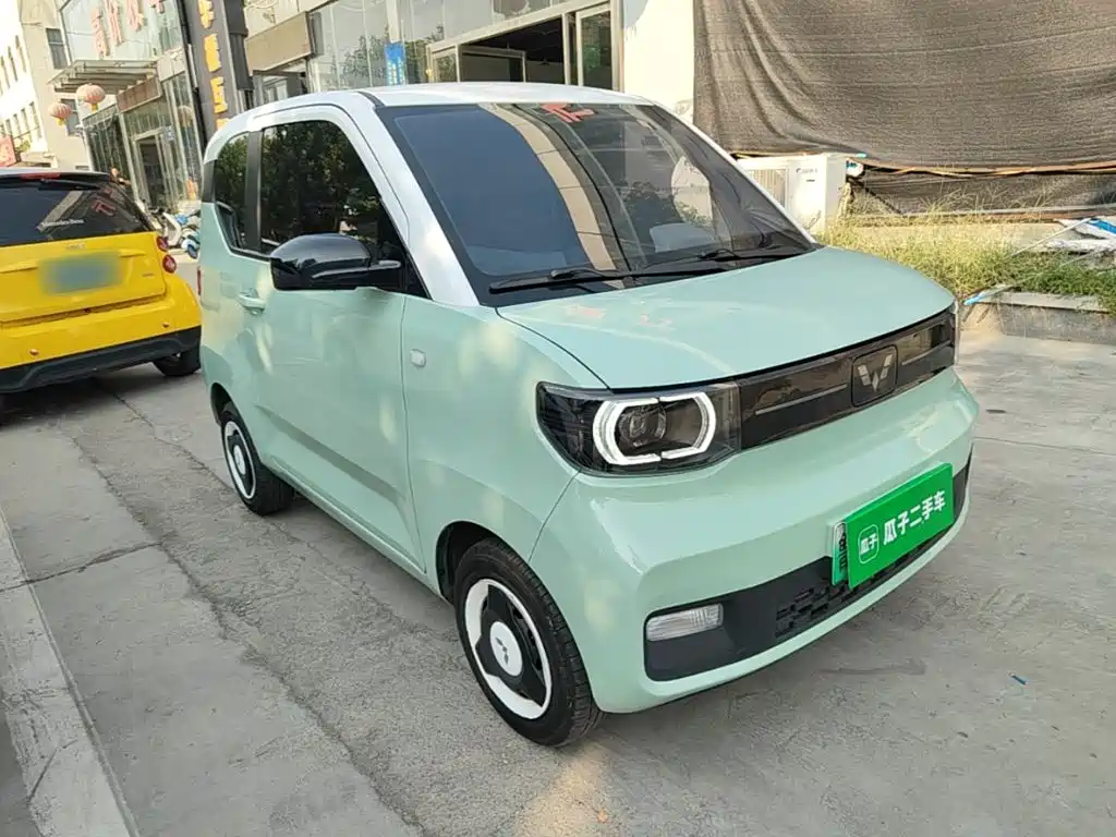 Wuling MINIEV — миниатюра 4