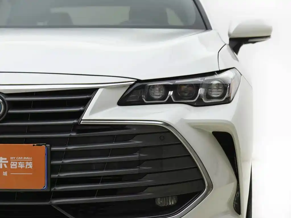 Toyota Avalon — миниатюра 3