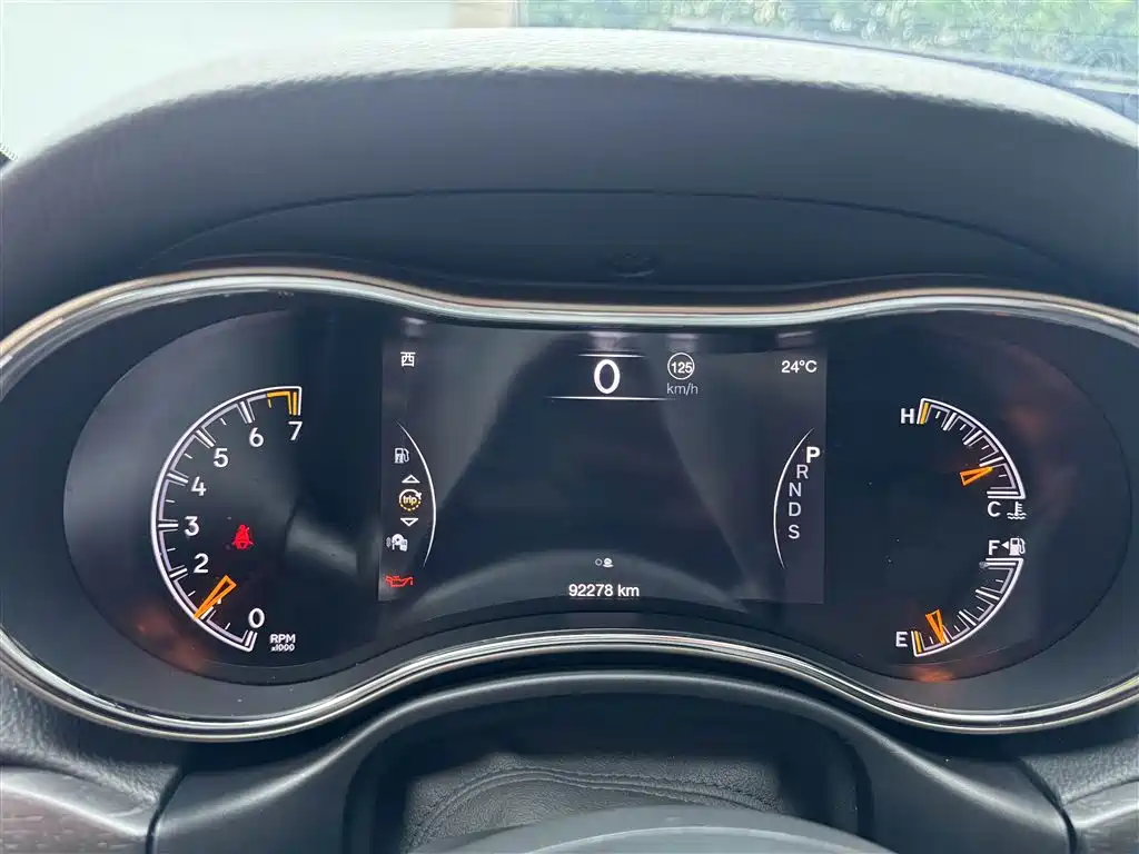 Jeep Grand Cherokee (Import) 3.0L Comfort Enjoy Navigation Edition, фото 18