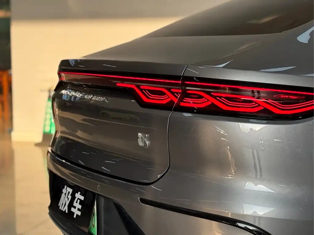 BYD Han — миниатюра 7