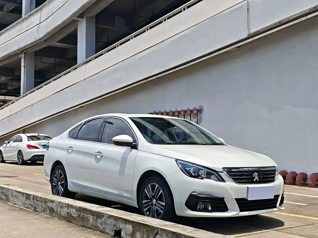 Peugeot 308 — миниатюра 3