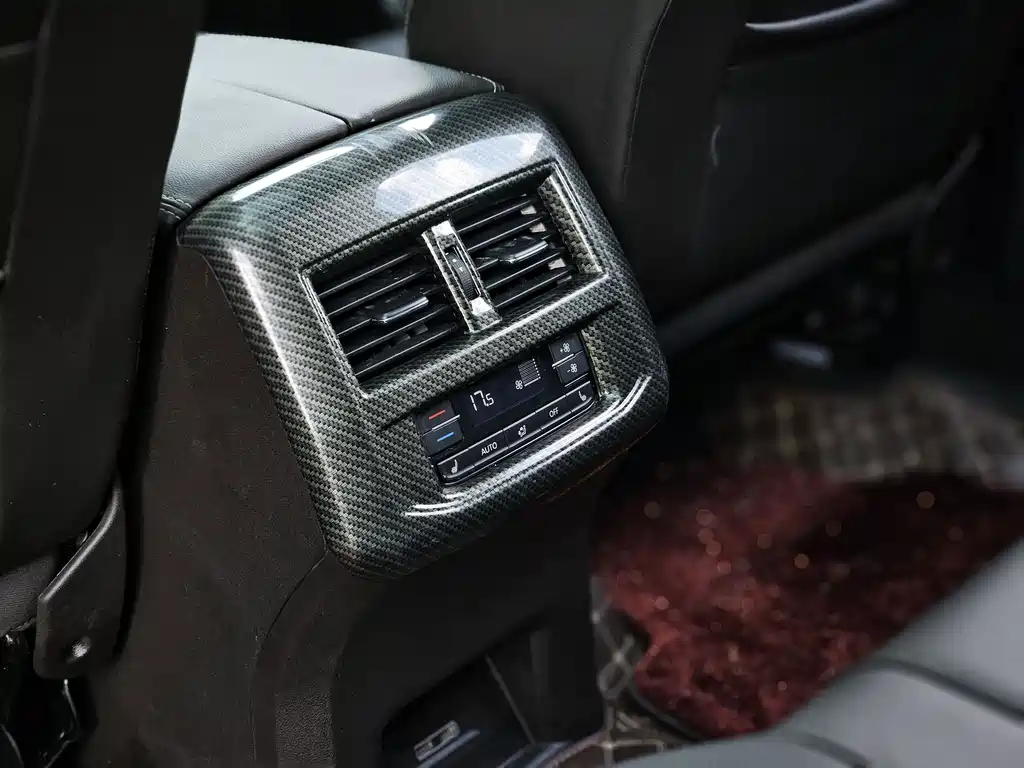 Volkswagen Teramont — миниатюра 22