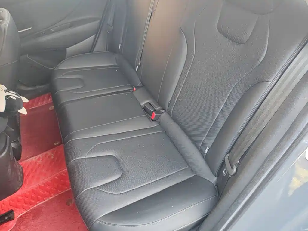 Hyundai Elantra — миниатюра 17