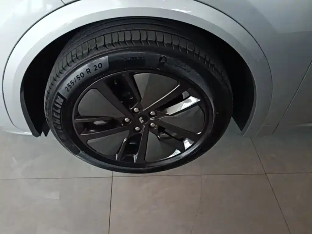 Li Auto Li L7 — миниатюра 23