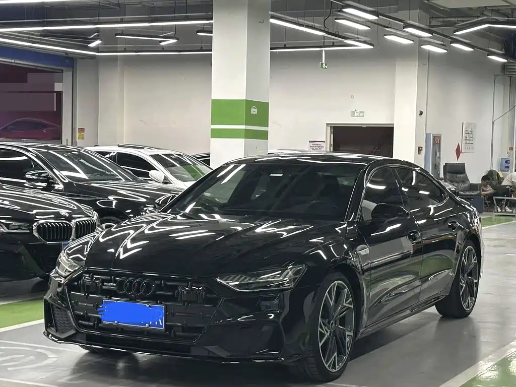 Audi A7L 2022