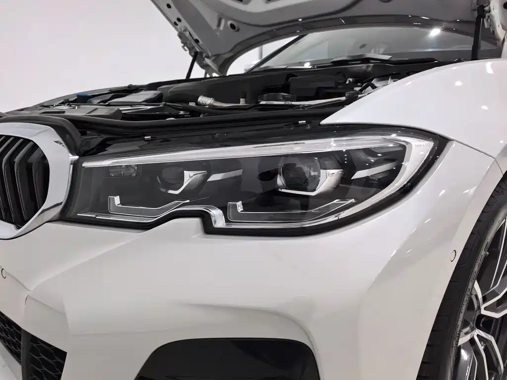 BMW 3 Series — миниатюра 20