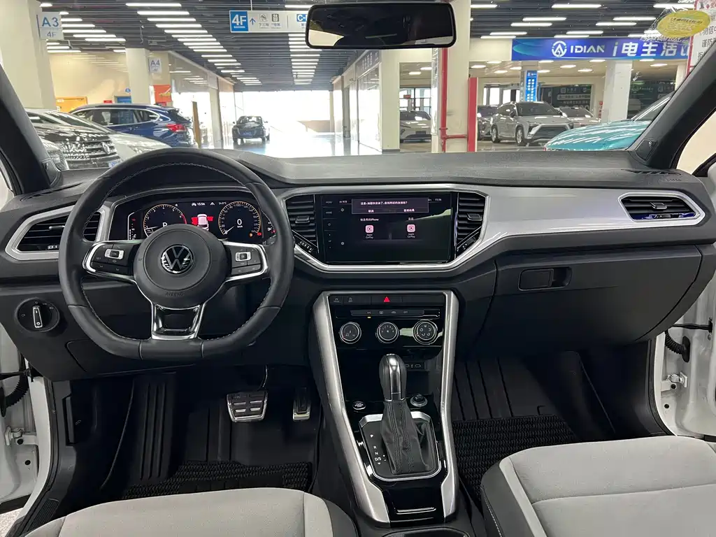 Volkswagen T-Roc — миниатюра 20