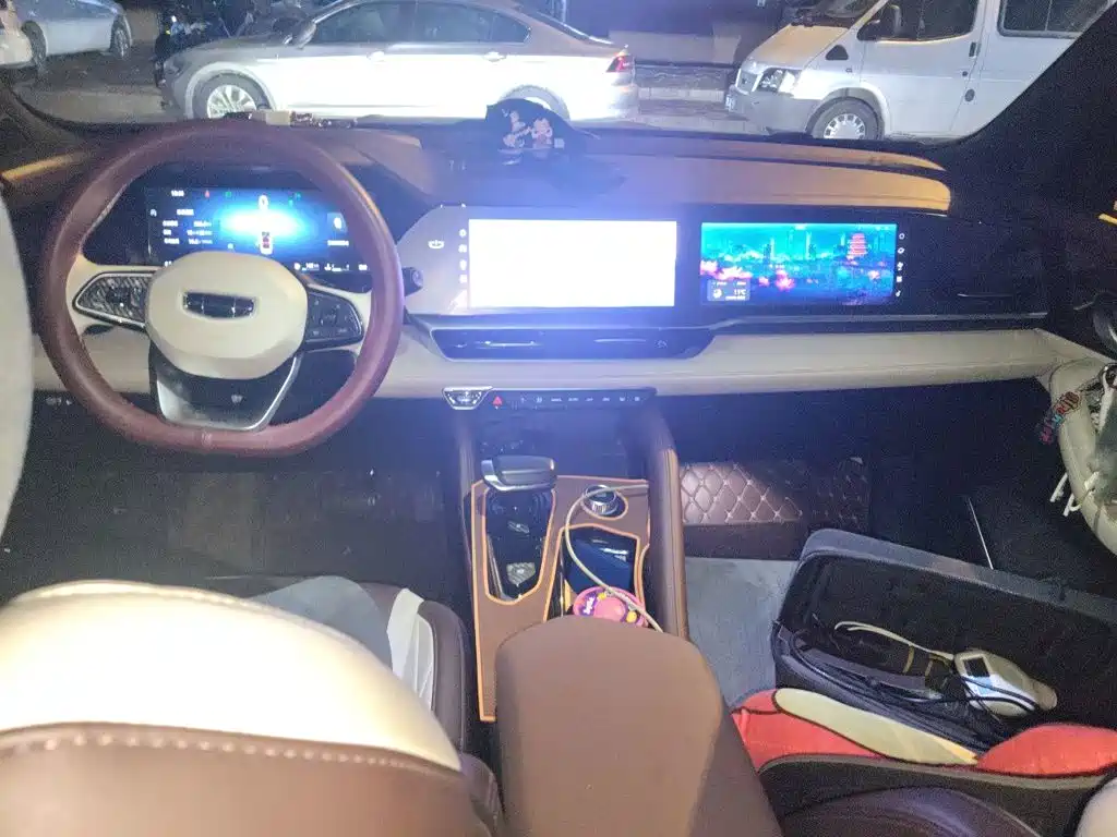 Geely Xingyue L — миниатюра 5