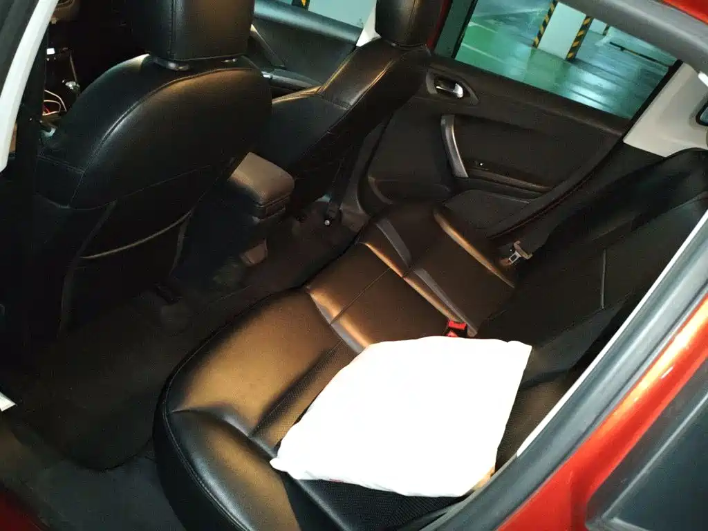 Peugeot 2008 — миниатюра 13