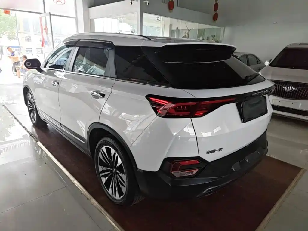 Bestune T77 2019 230 TID AT Luxury VI