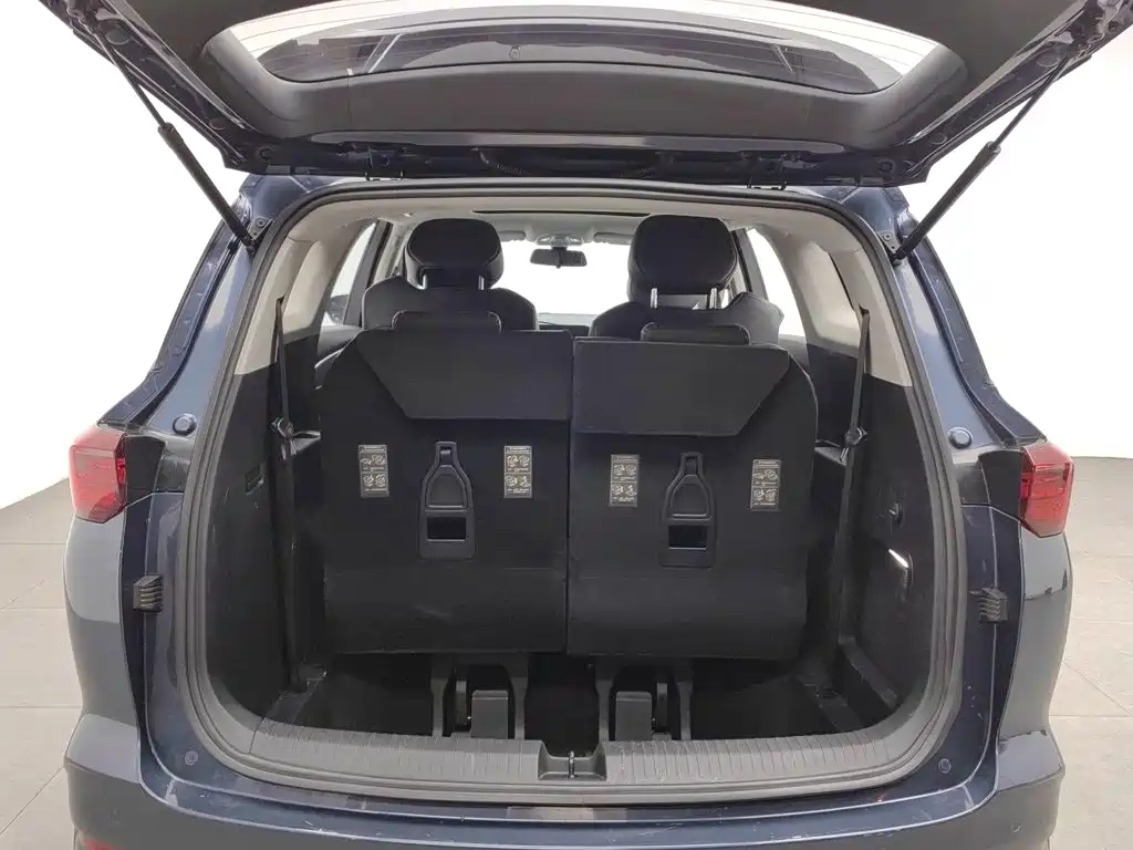 Wuling Victory — миниатюра 16