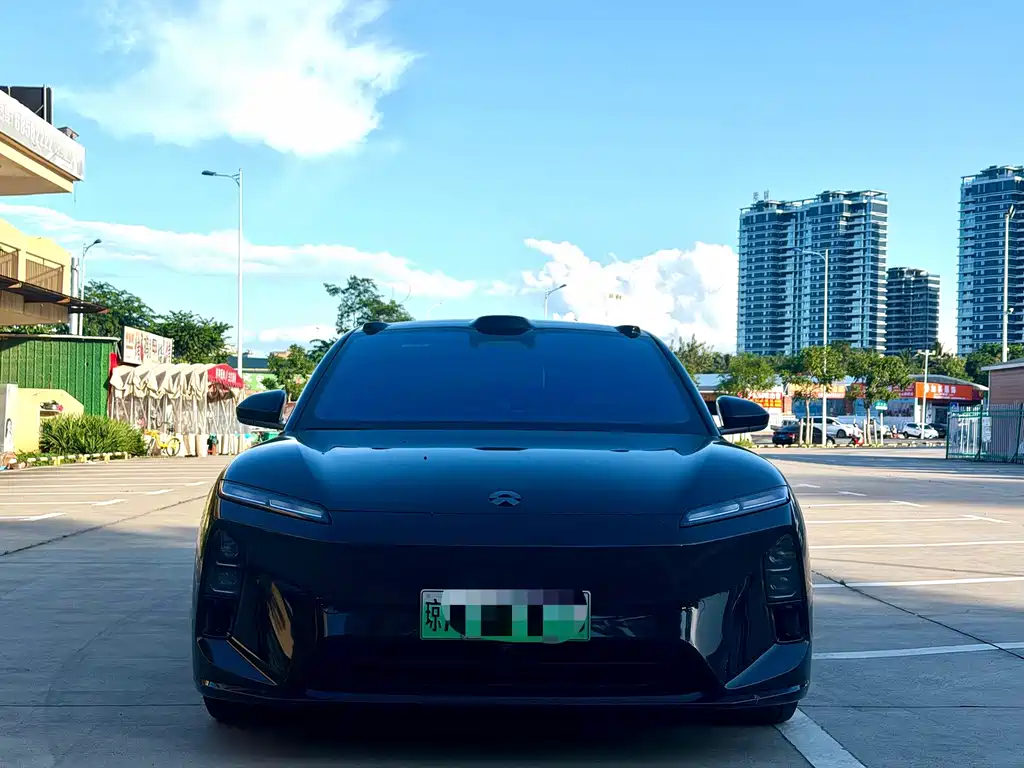 NIO ET5 — миниатюра 2