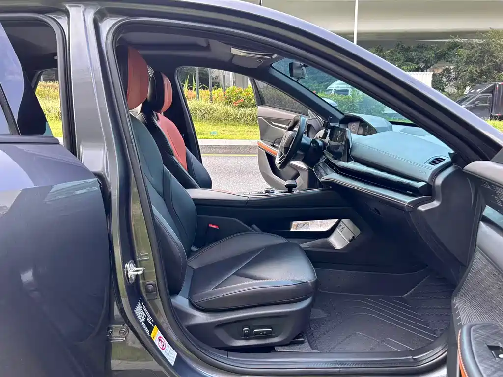 Changan UNI-V iDD — миниатюра 8