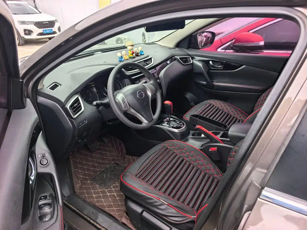Nissan Qashqai — миниатюра 7