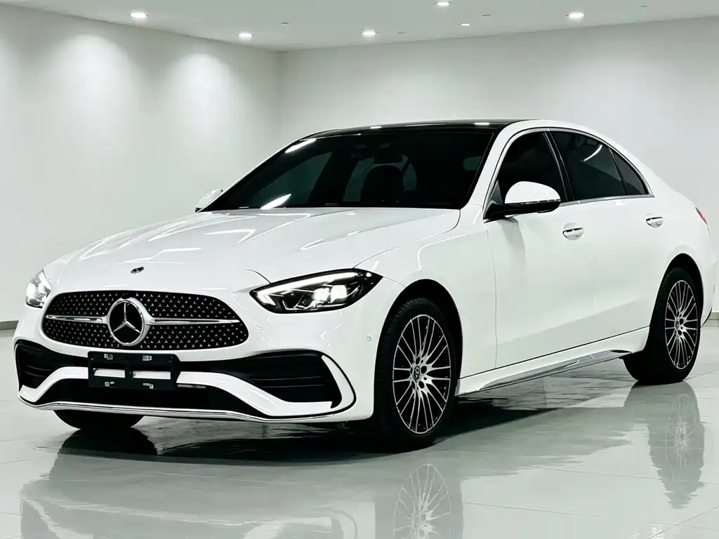Mercedes-Benz C-Class — миниатюра 3
