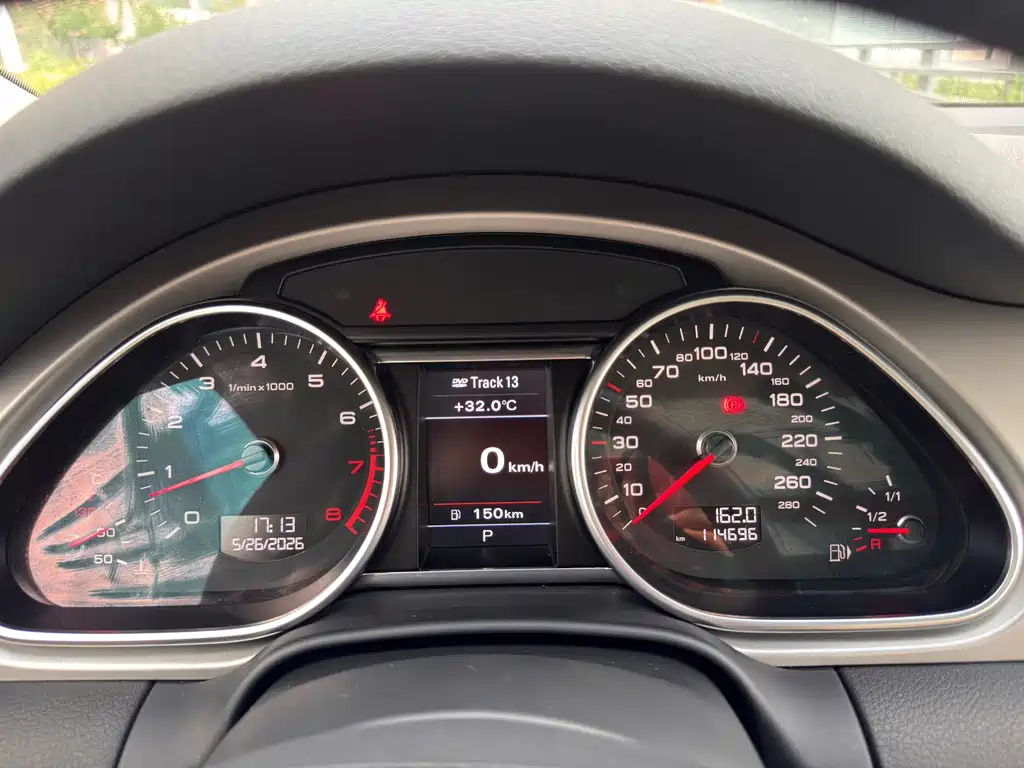 Audi Q7 — миниатюра 11