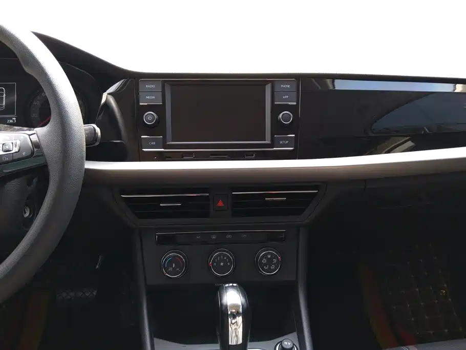 Volkswagen Lavida — миниатюра 13
