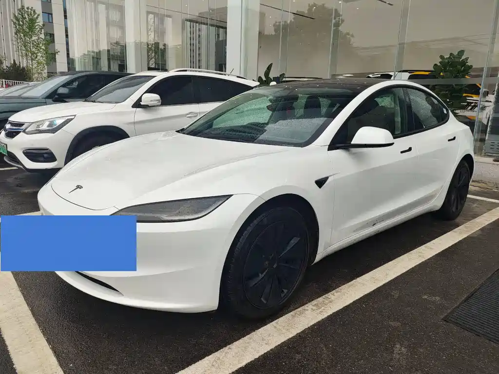Tesla Model 3 2026