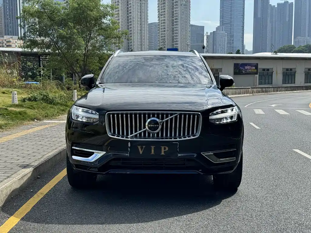 VOLVO XC90 PLUG IN HYBRID