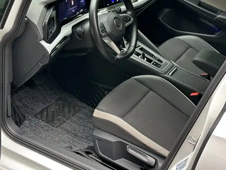 Volkswagen Golf — миниатюра 13