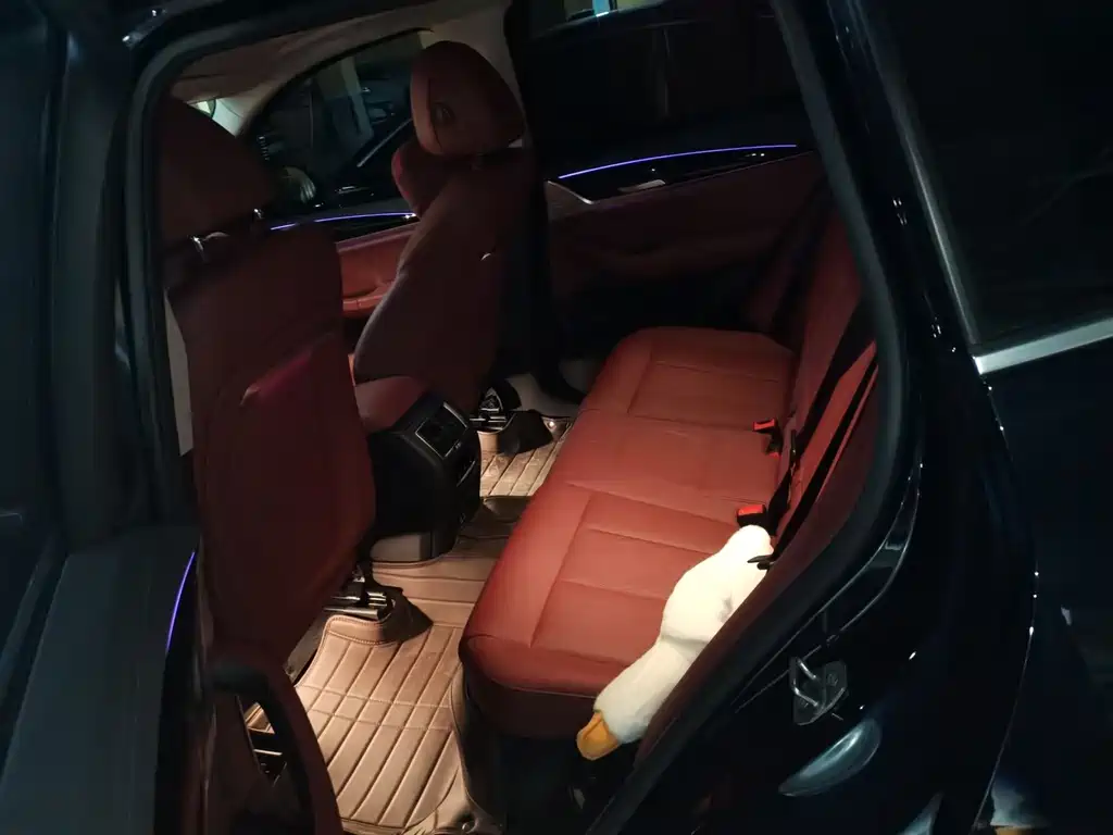 BMW X3 — миниатюра 9